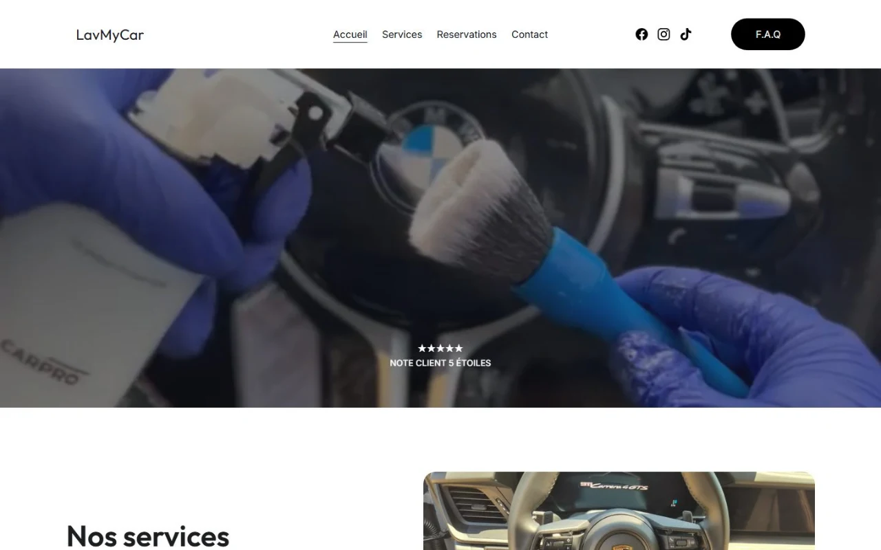 Page d’accueil du site lavmycar.com, réalisé pour Lav’My Car — lavage automobile à domicile à Fréjus